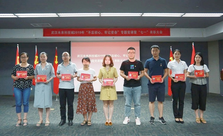 d2d91e17-ffda-4af4-8b44-76261f94626e