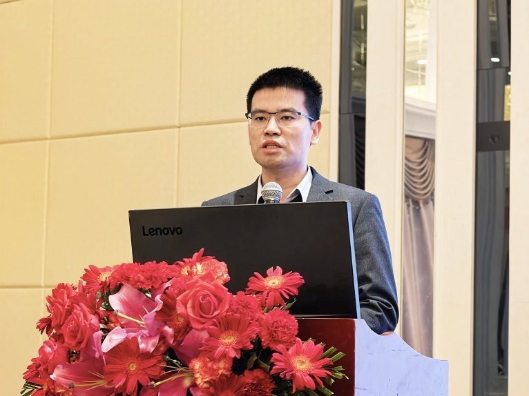 7dc0f761-3d9c-4b9a-ac8f-f67cff6473c7