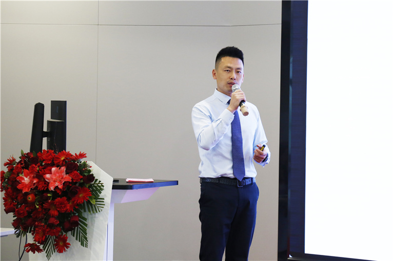 6d824aae-8255-48e9-9943-8392f7e48a64