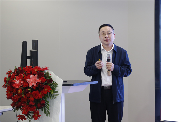 be112810-454a-41ee-8de5-5f446c7877cf